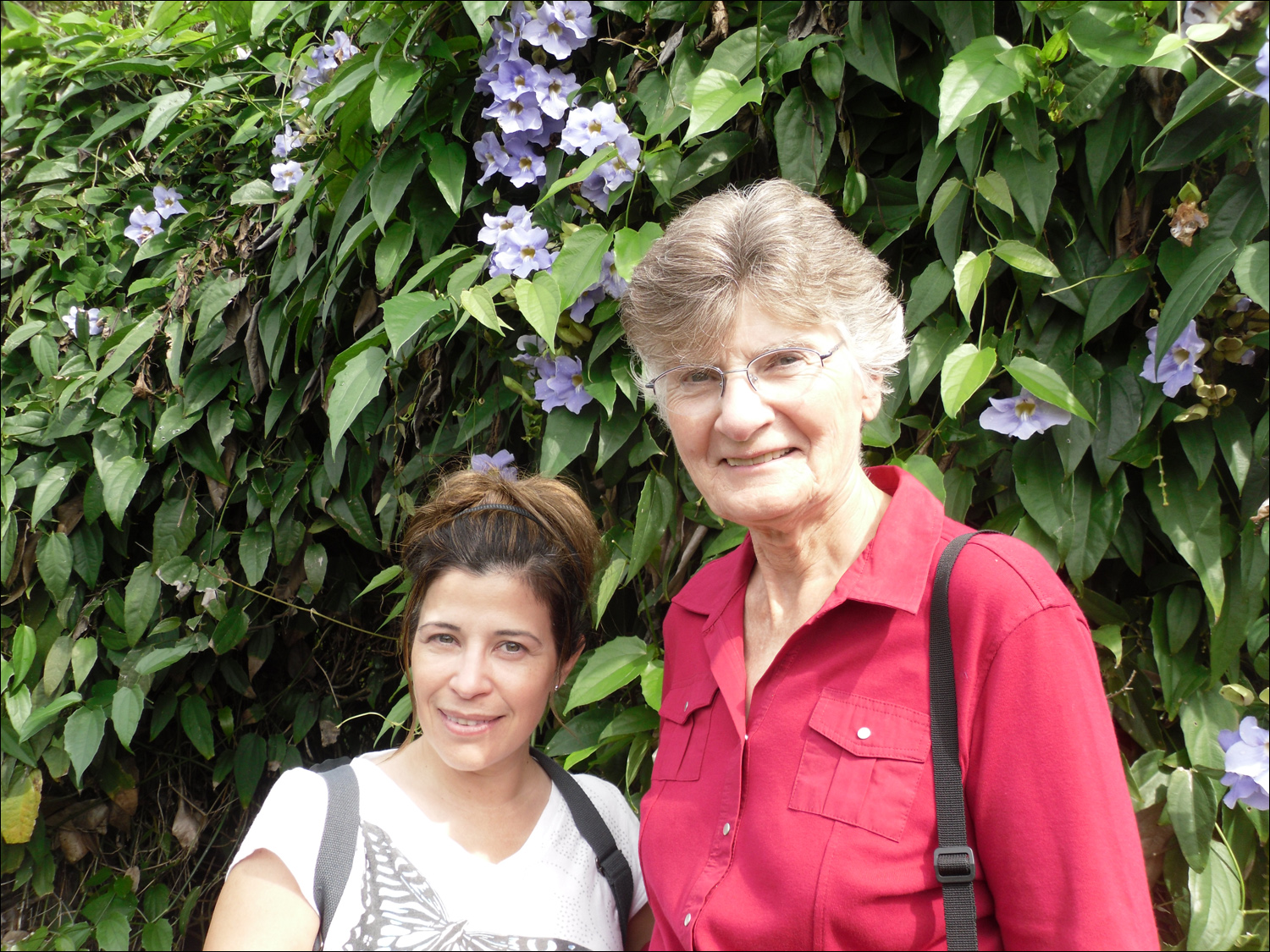 Mom and Sherry at botanical gardens