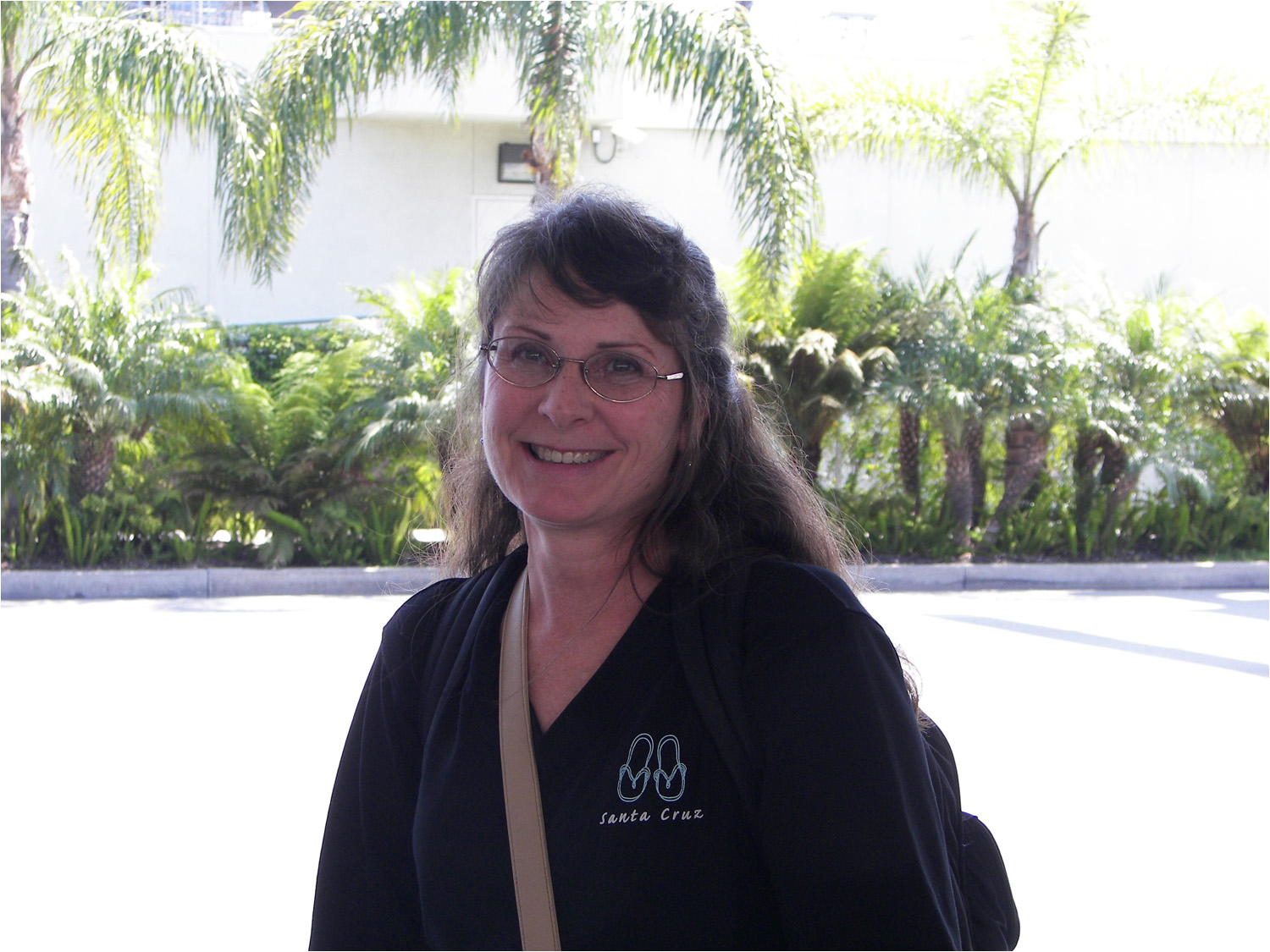 Kath outside LAX terminal @ start of trip.