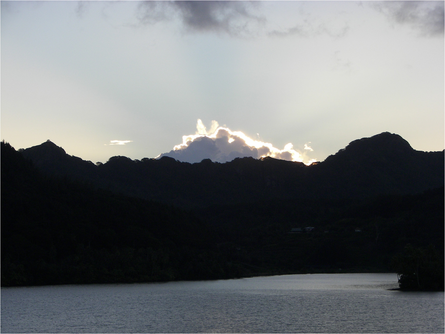 Heading towards sunset in Huahine