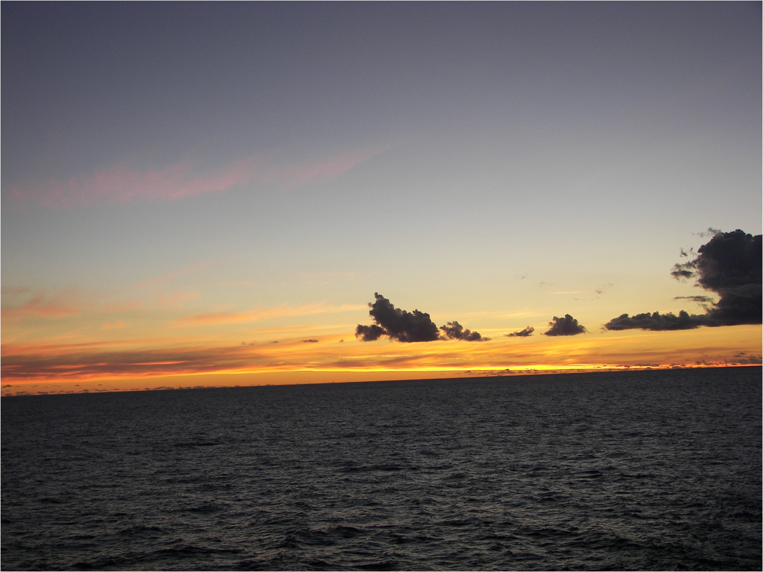 Sunset Sunday evening between Moorea and Tahiti