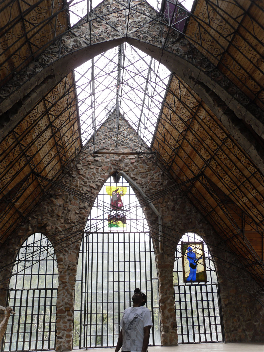 Bishop's Castle in Colorado-main room