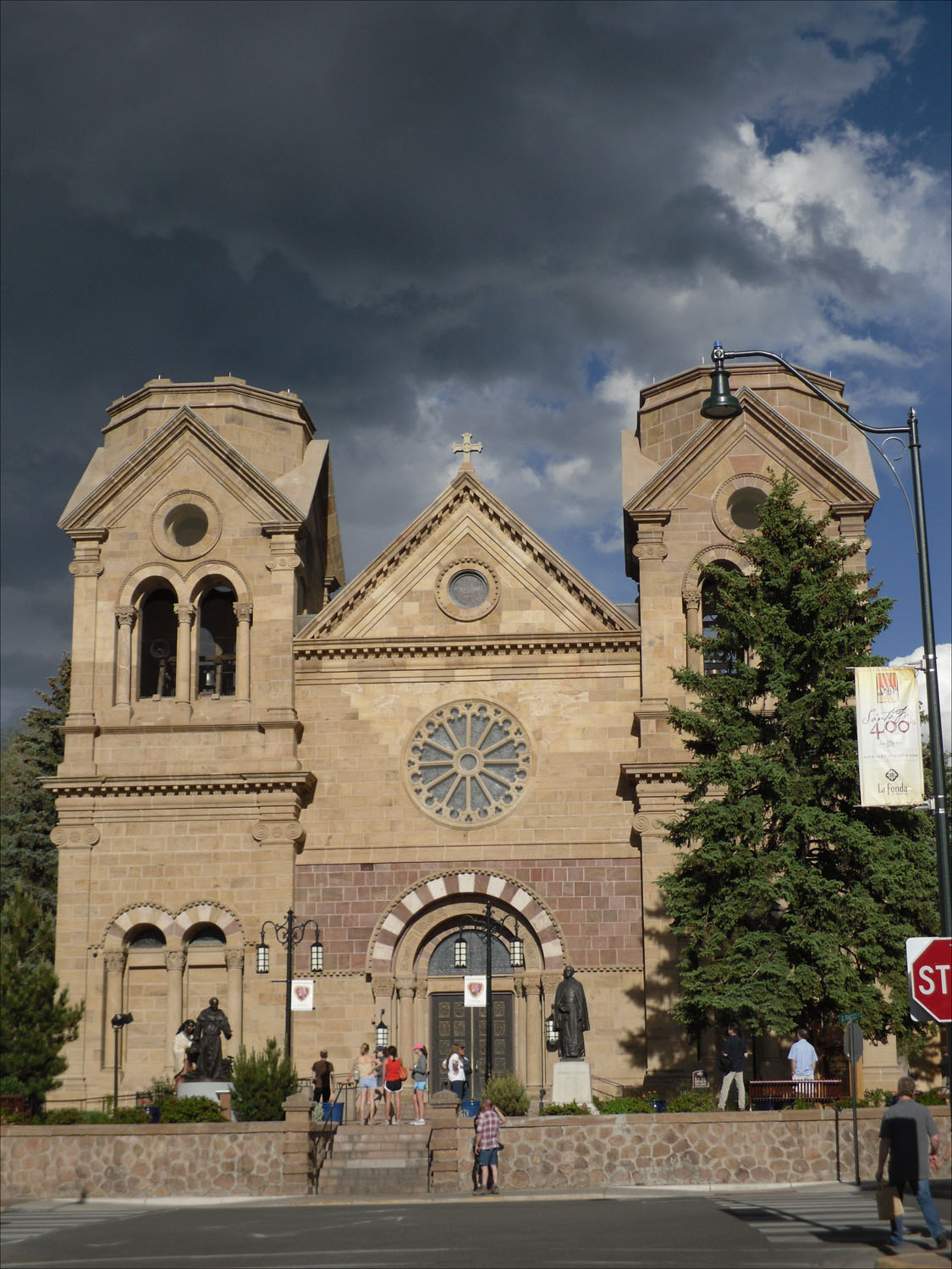 Santa Fe, NM-Catholic church near hotel