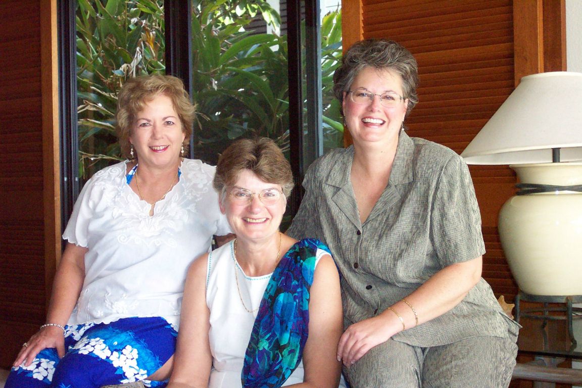 (L-R) Ann Burrall, Anne McCarthy, and Laura Smith
