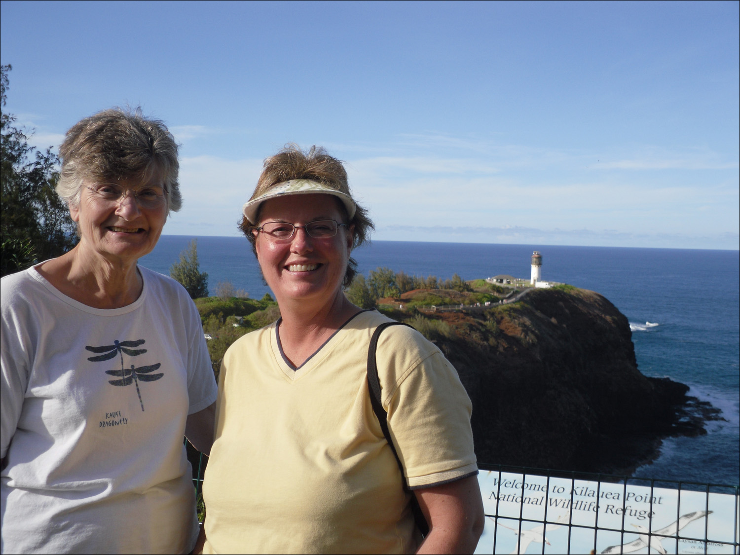 Anne & Laura @ Kilauea Lighthouse