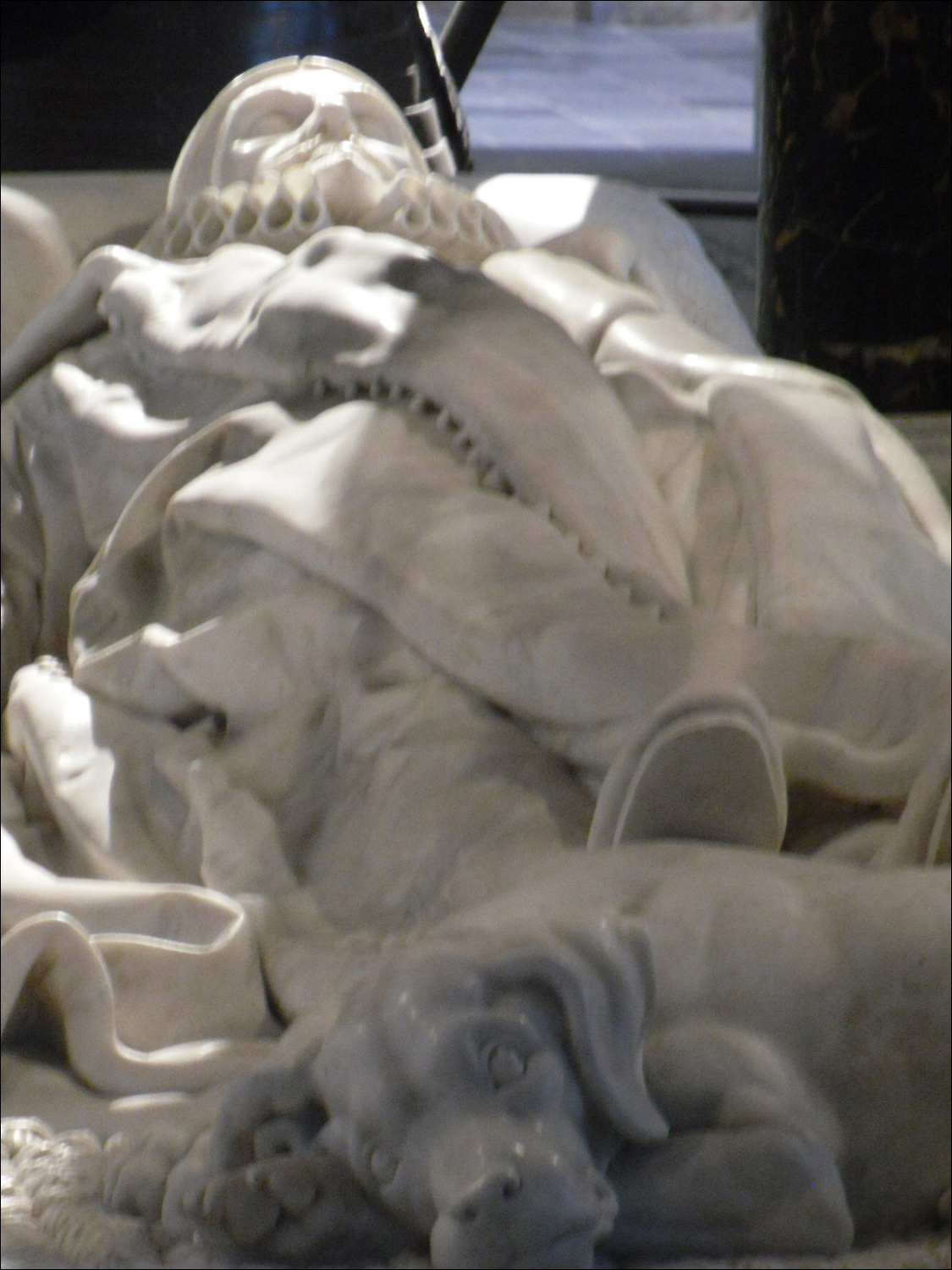 Tomb of William 1of Orange in the Nieuwe Kerk.